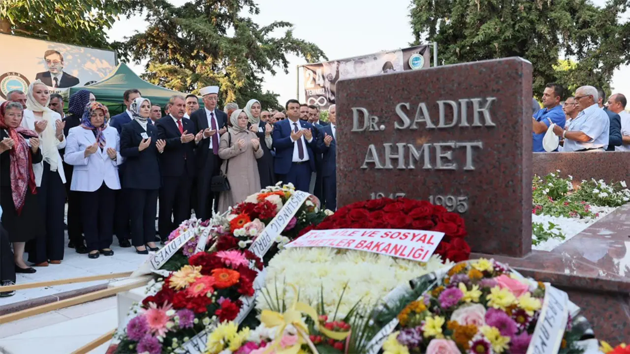 Batı Trakya Türk Azınlığı’nın hak mücadelesinin öncüsü, Dostluk Eşitlik Barış