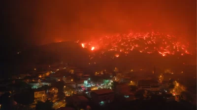 Türkiye’de dört farklı ilde başlayan orman yangınlarına havadan ve karadan