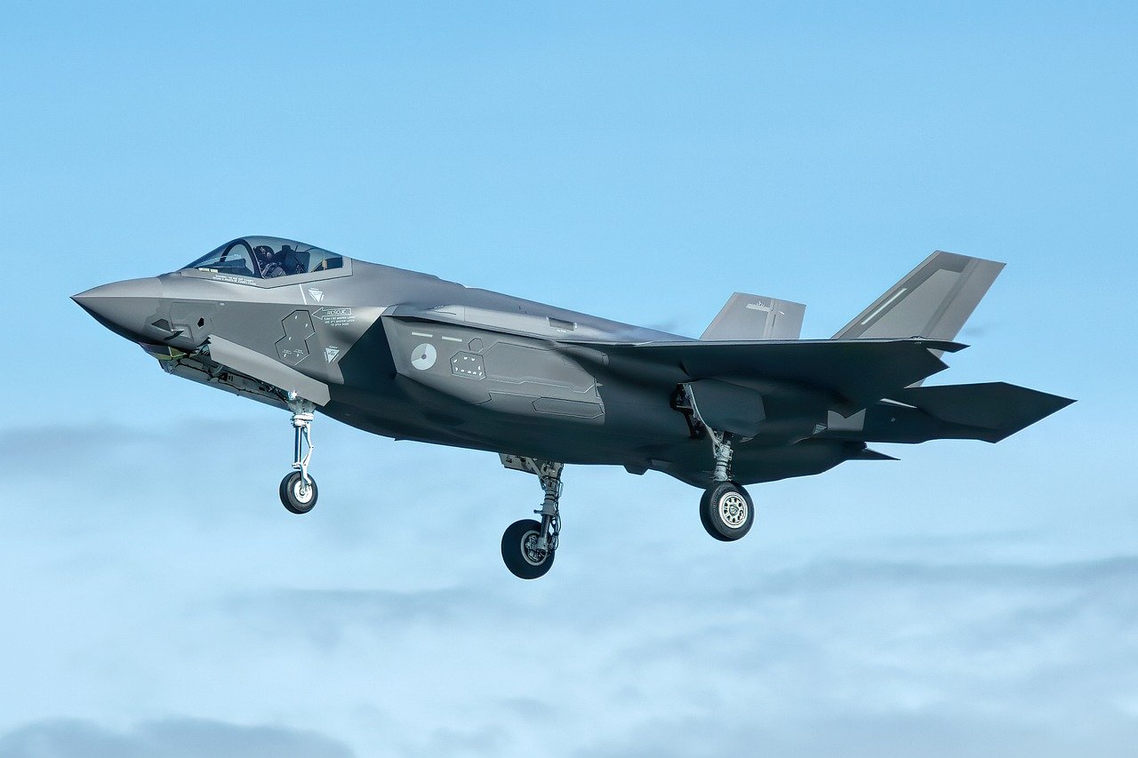 Almanya’nın, ABD’li savunma şirketi Lockheed Martin’den 15 adet daha F-35