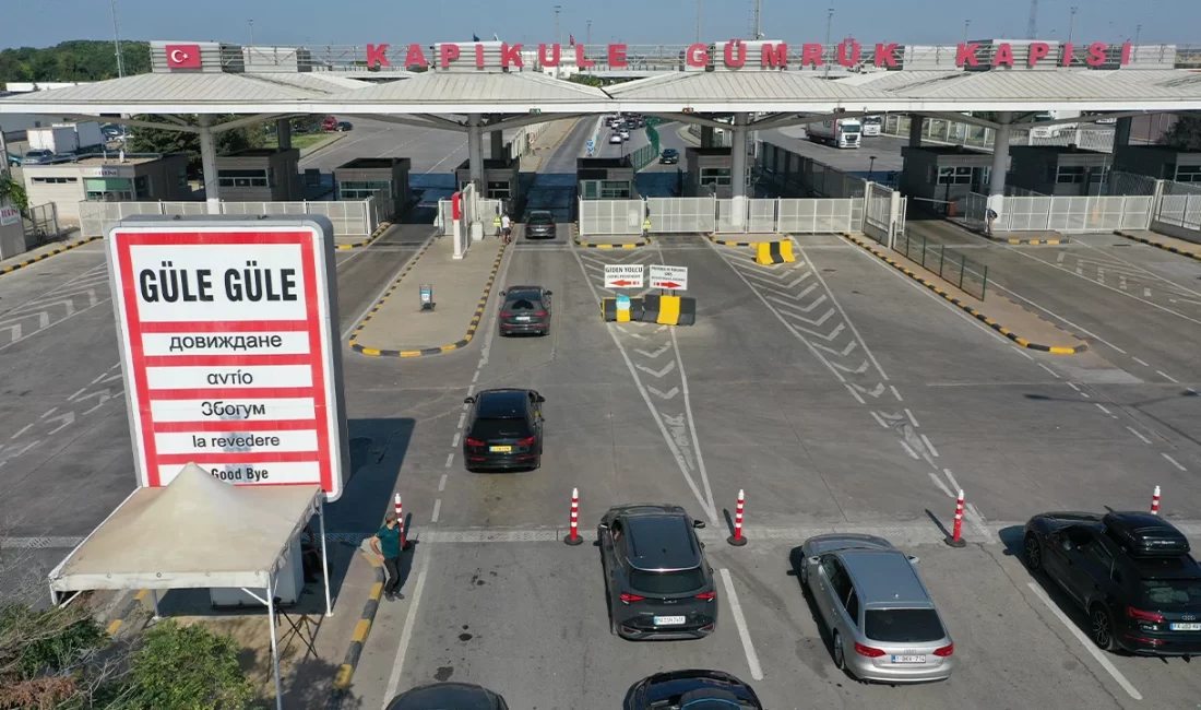 Yıllık izinlerini memleketlerinde geçirmek isteyen gurbetçilerin Türkiye’ye kara yoluyla gelişleri