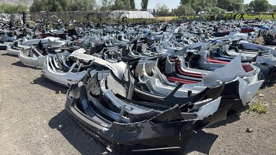 Kayseri’de, ömrünü tamamlamış araçların hurda tamponları geri dönüştürülerek mobilya sektörüne