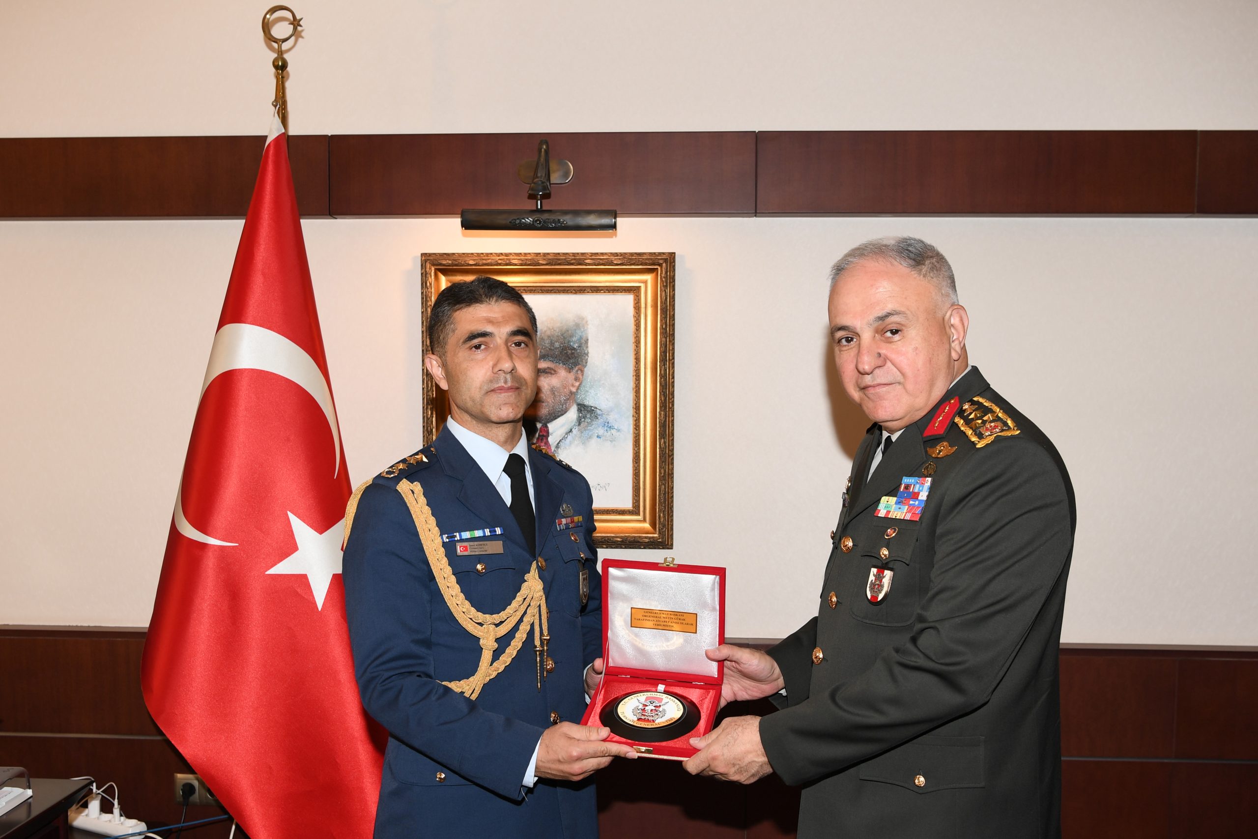 Genelkurmay Başkanı Orgeneral Metin Gürak, Kazakistan Genelkurmay Başkanı Tümgeneral Sultan