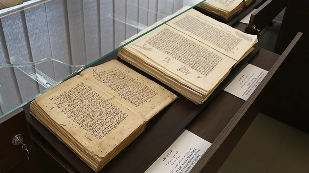 Hadis ilminin en güvenilir kaynaklarından biri olarak kabul edilen Sahih-i