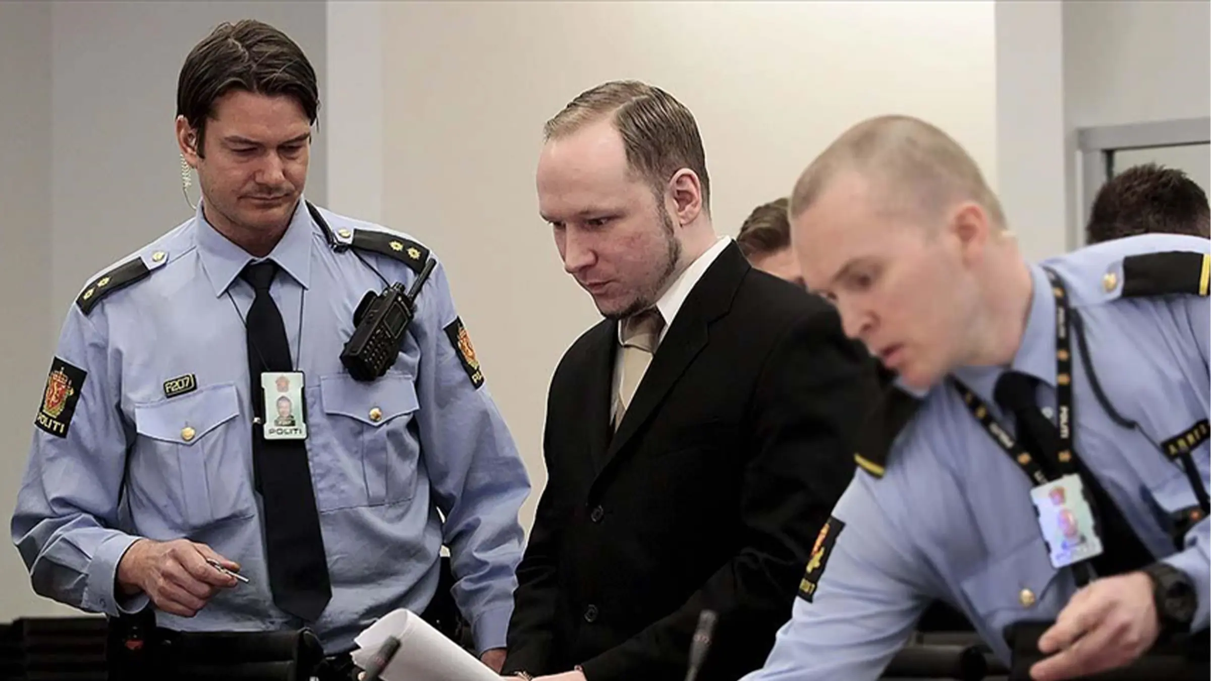 Anders Behring Breivik ve Mahkeme Süreçlerinin Tartışmalı Kullanımı, 2011 yılında