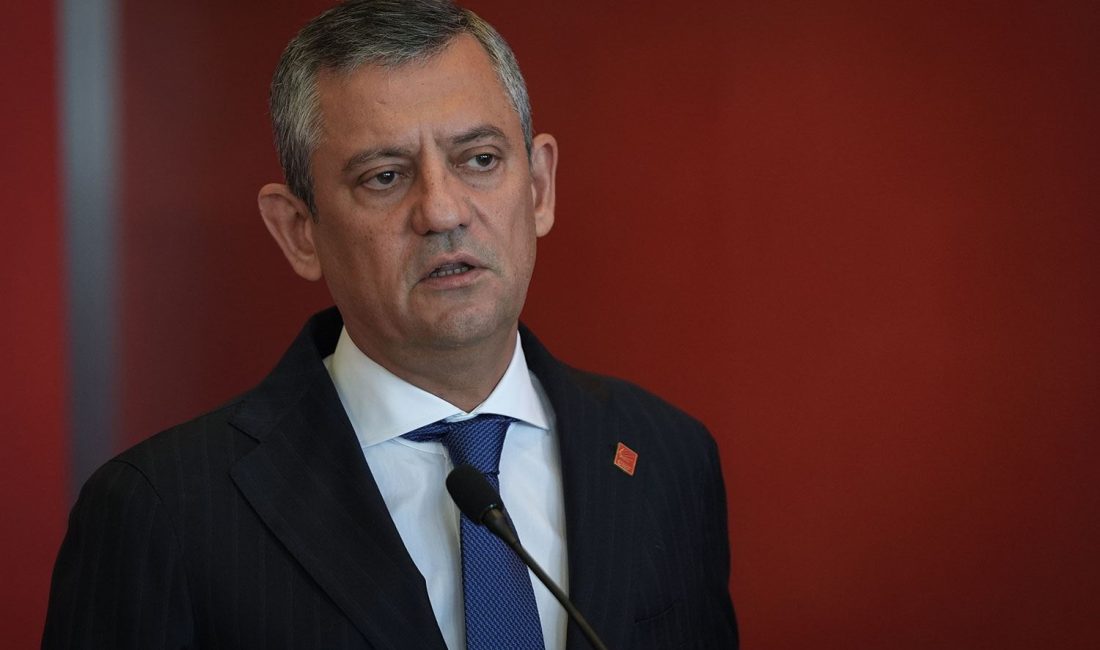 CHP Genel Başkanı Özgür Özel, İstanbul Büyükşehir Belediyesi (İBB) soruşturmasında
