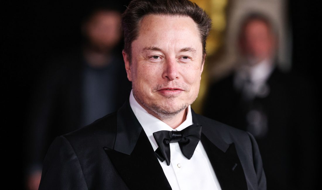 ABD’li elektrikli otomobil üreticisi Tesla, şirketin CEO’su Elon Musk’a yaklaşık