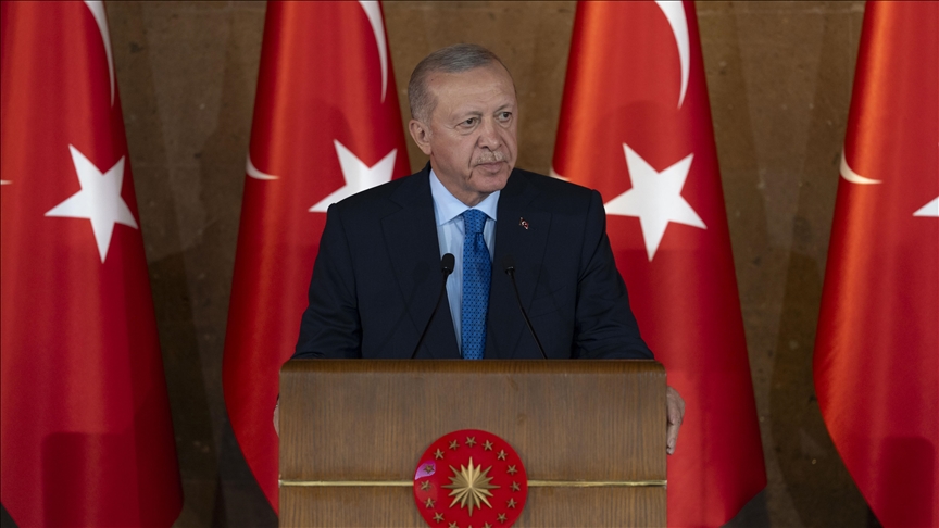 Cumhurbaşkanı Recep Tayyip Erdoğan, Ahlat Cumhurbaşkanlığı Külliyesi’nde gerçekleştirilen Cumhurbaşkanlığı Kabine