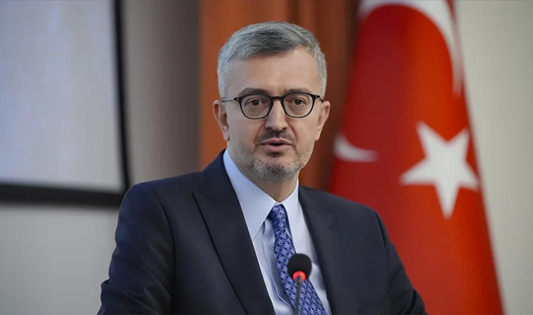 İletişim Başkanı Fahrettin Duran, spor basınımızın değerli isimlerinden Ümit Aktan‘ın