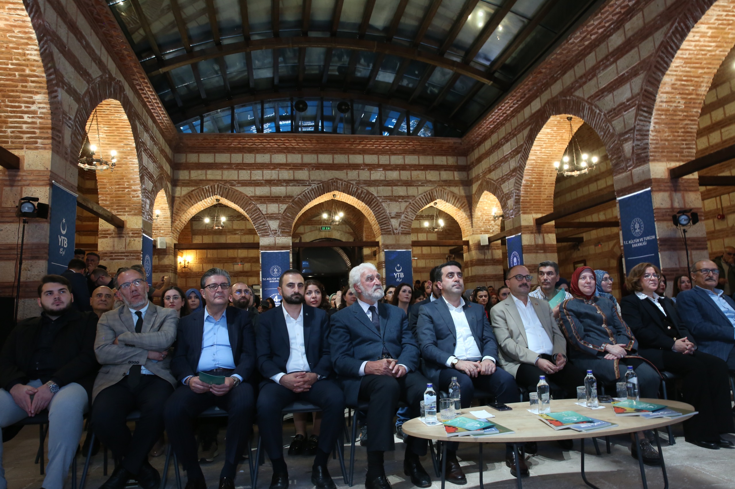 YTB Dünya Edebiyat Ödülleri’nde Gençler Buluştu