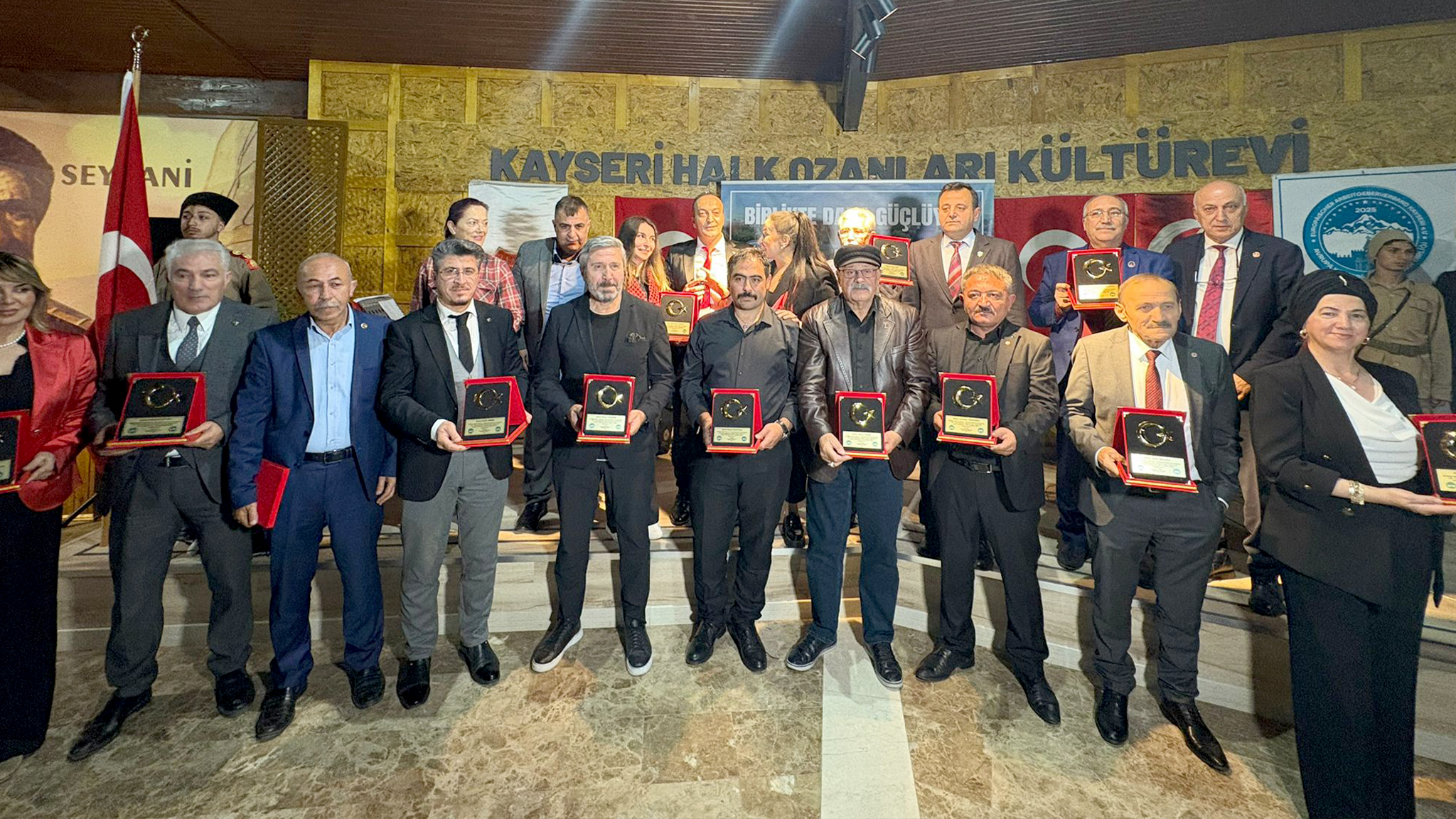 Cumhuriyet’in 102. Yılında AKİB’ten duygu dolu “Şühedaya Saygı Gecesi”