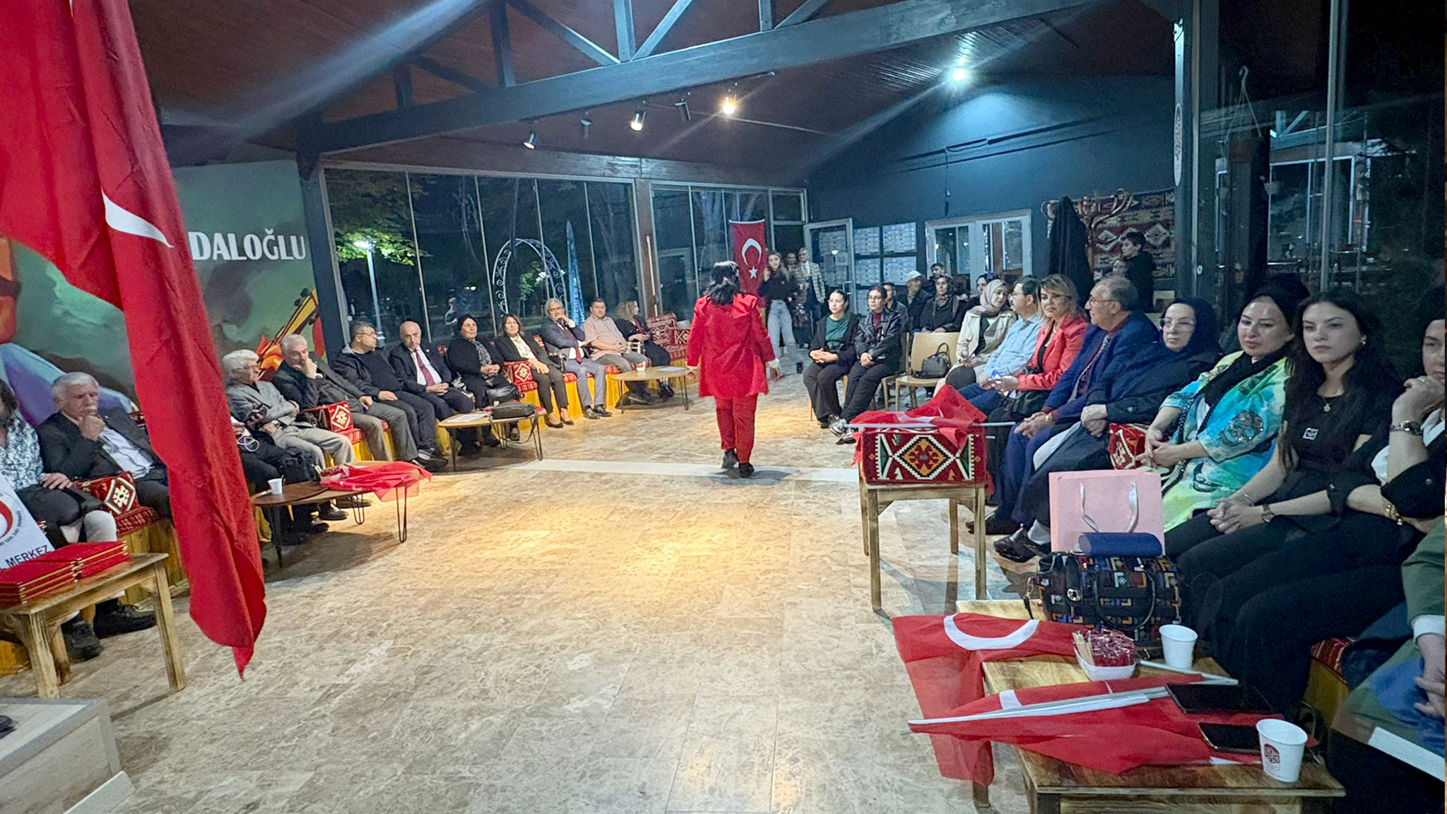 Cumhuriyet’in 102. Yılında AKİB’ten duygu dolu “Şühedaya Saygı Gecesi”