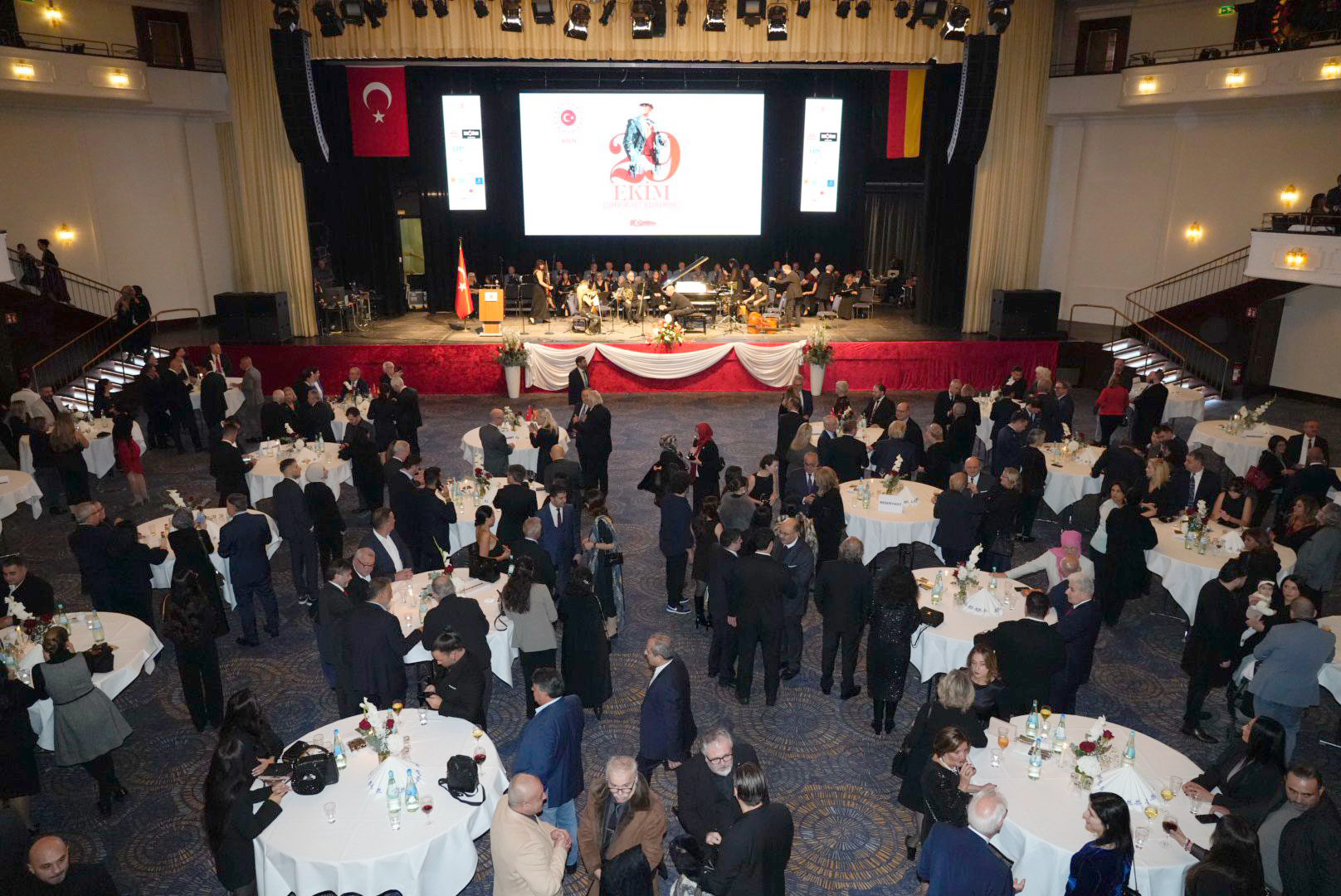 Köln’de Cumhuriyet Bayramı resepsiyonu: Birlik ve dayanışma mesajları