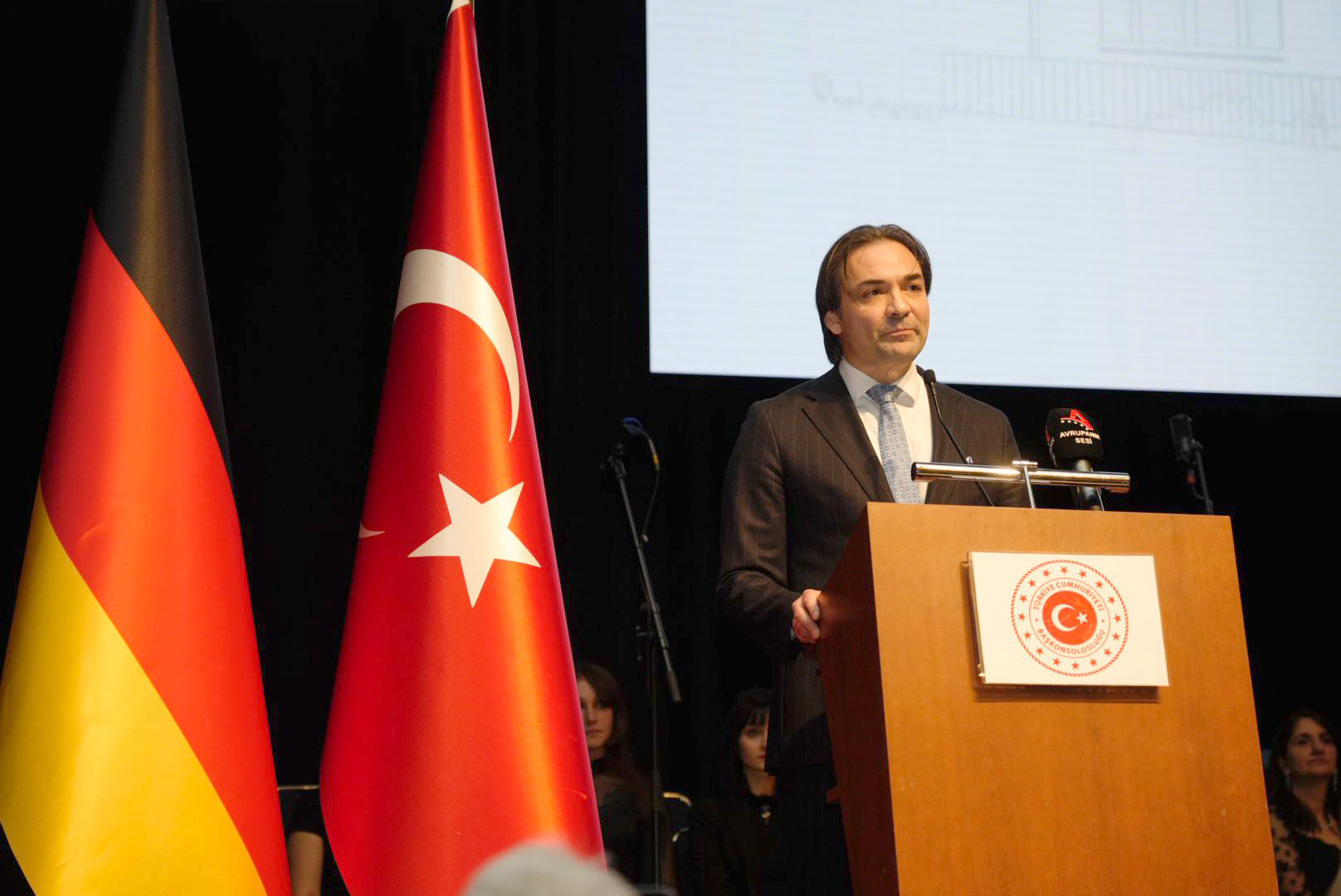 Köln’de Cumhuriyet Bayramı resepsiyonu: Birlik ve dayanışma mesajları