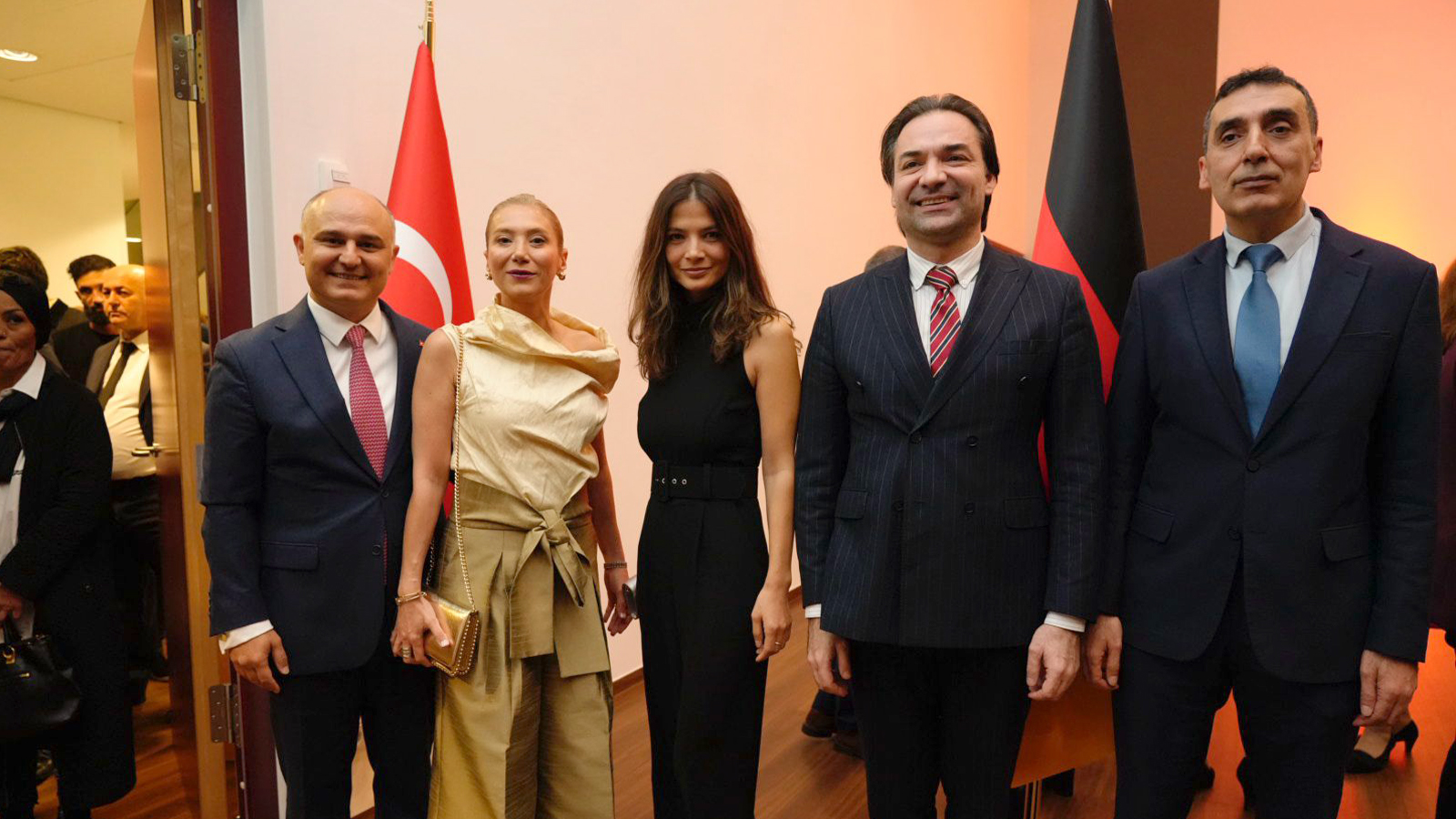 Essen Başkonsolosluğu’ndan Cumhuriyetin 102. yılına görkemli kutlama