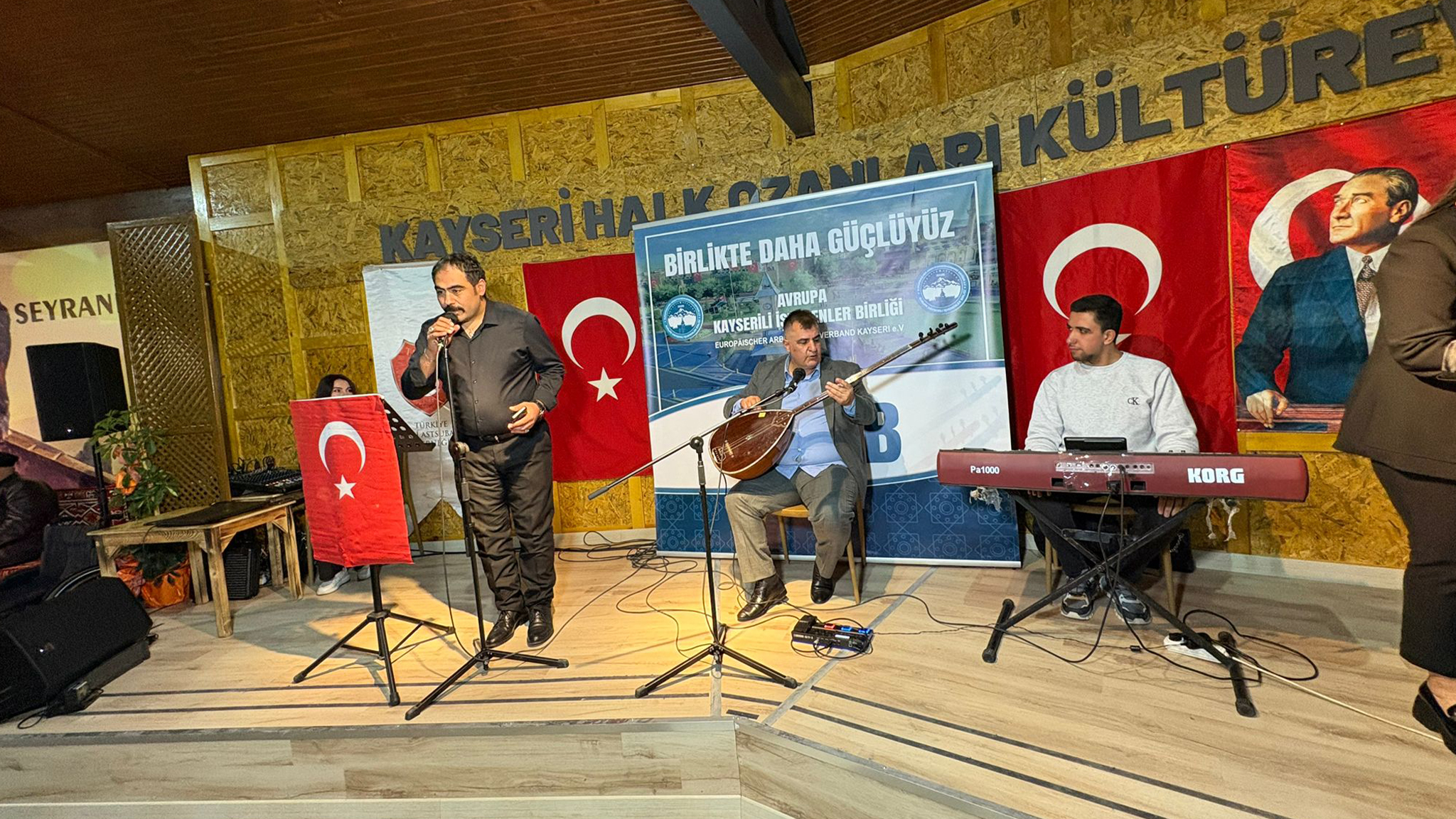 Cumhuriyet’in 102. Yılında AKİB’ten duygu dolu “Şühedaya Saygı Gecesi”