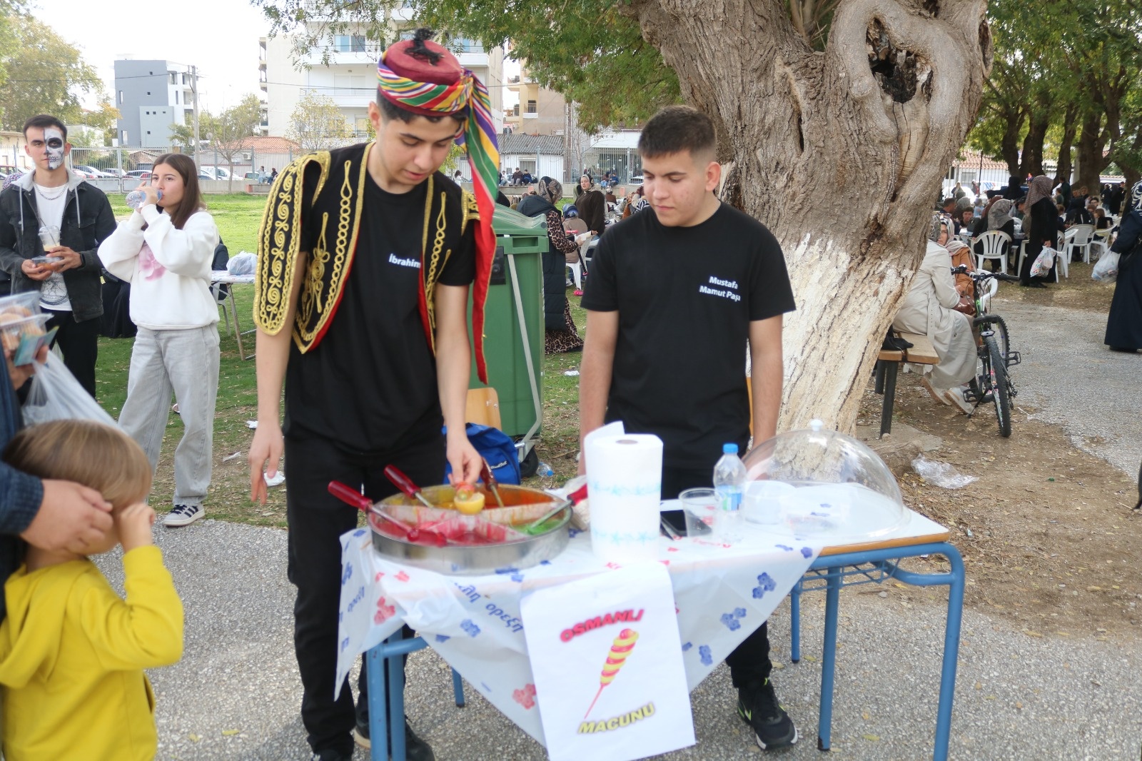 Celal Bayar Lisesi Öğrencilerinden Kermes