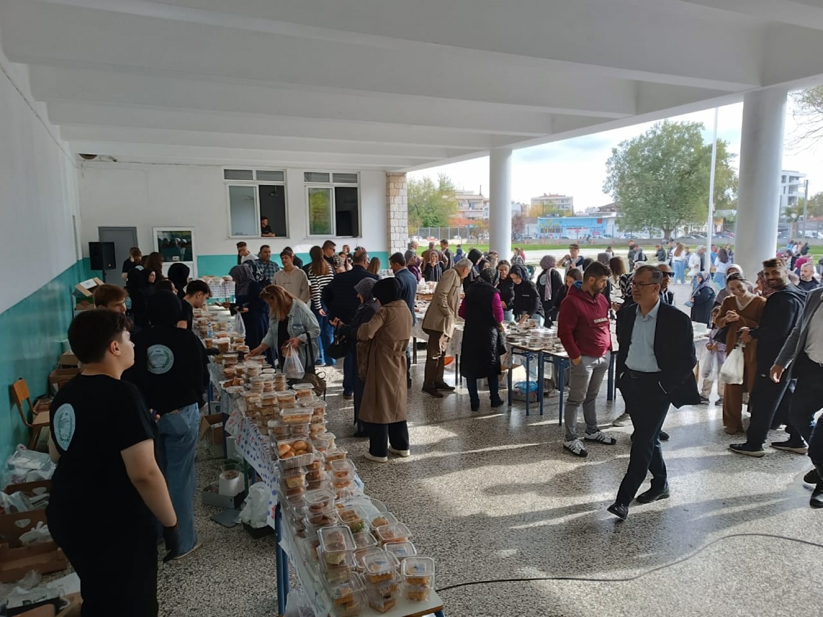 Celal Bayar Lisesi Öğrencilerinden Kermes