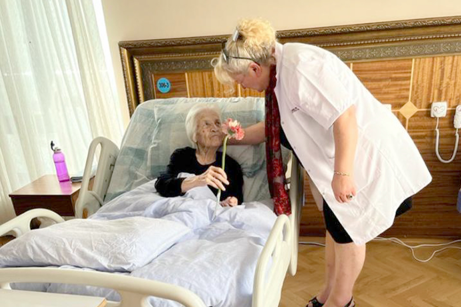 Hatice Bayar: “Yaşlılarımız bizim emanetimiz”, Yeni Mimoza Huzurevi’nden insan onuruna dokunan hizmet