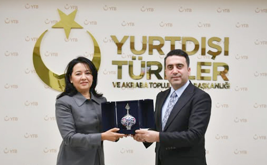 YTB'nin Türkiye Bursları Özbekistan ve Türkiye arasında gönül köprüsü kuruyor
