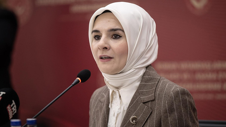 Bakan Göktaş’tan sosyal medyaya çocuk freni