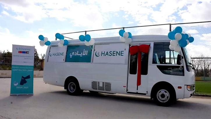 Eğitim Otobüsü Yetimler İçin Yollarda