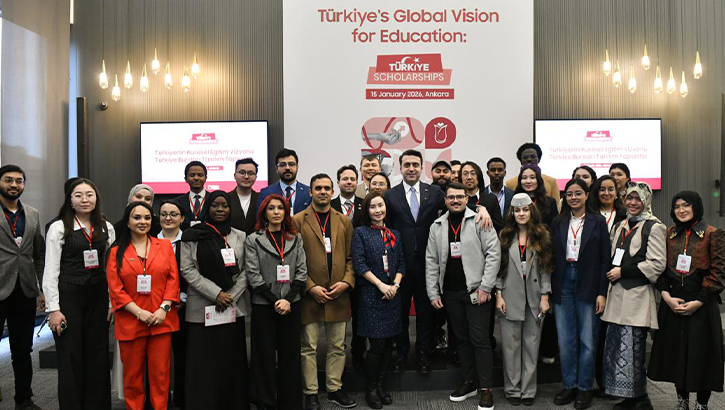 Türkiye Bursları Programına 200 Bine Yakın Başvuru