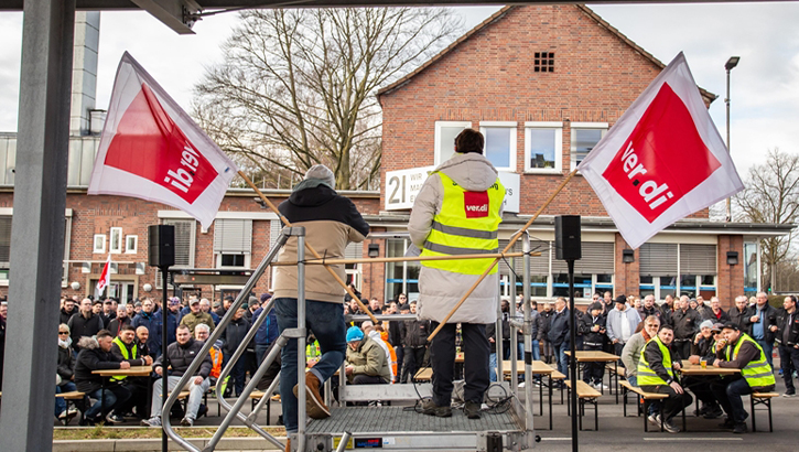 Almanya’da 48 Saatlik Grev Ulaşımı Durdurdu