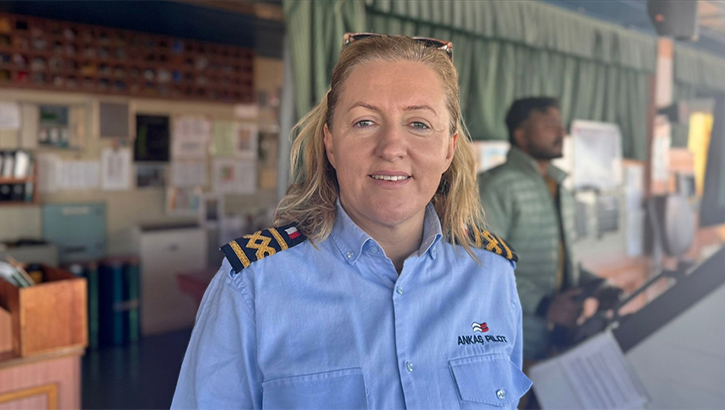 Türkiye’nin İlk Kadın Kılavuz Kaptanı: Nildeniz Sütçü Şen