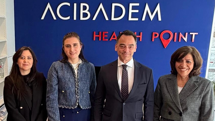 Başkonsolos İzbul‘lah Acıbadem Düsseldorf Ofisine Ziyaret Etti