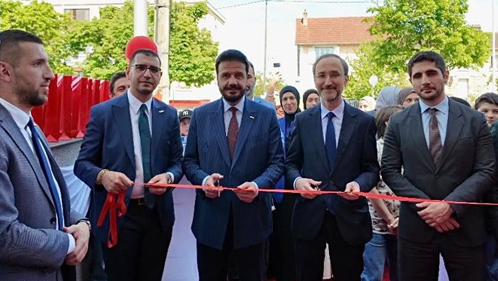 WEFA İnsani Yardım Derneği Paris’te Yeni Şubesini Hizmete Açtı