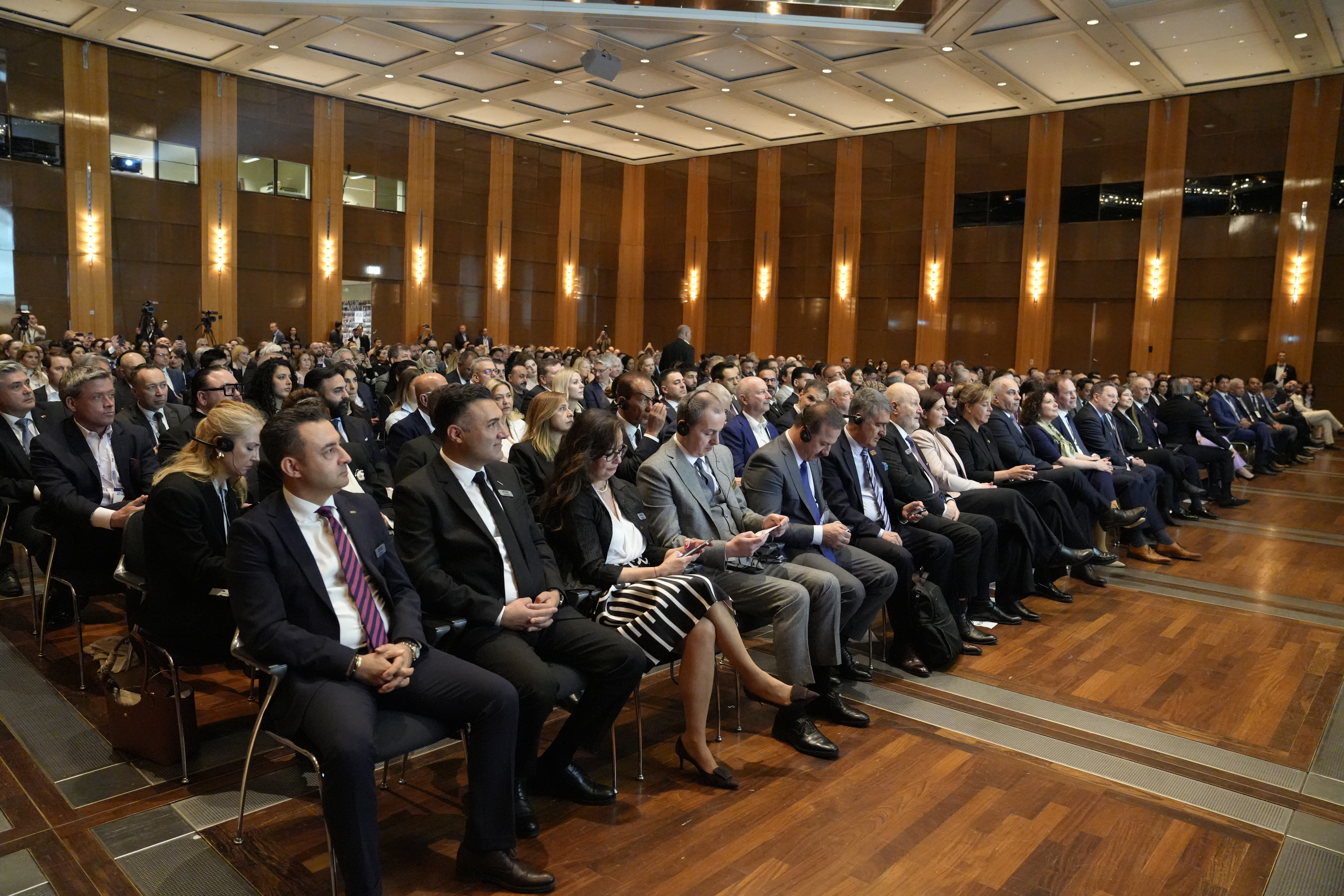 Türk-Alman Ekonomi Günü Düsseldorf’ta Gerçekleştirildi