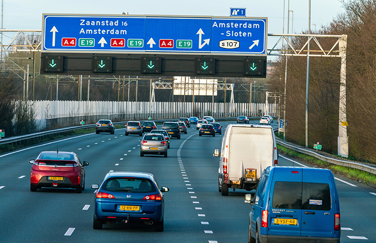 Hollanda’da -yeni formül: Akaryakıt yerine yol vergisinde indirim gündemde