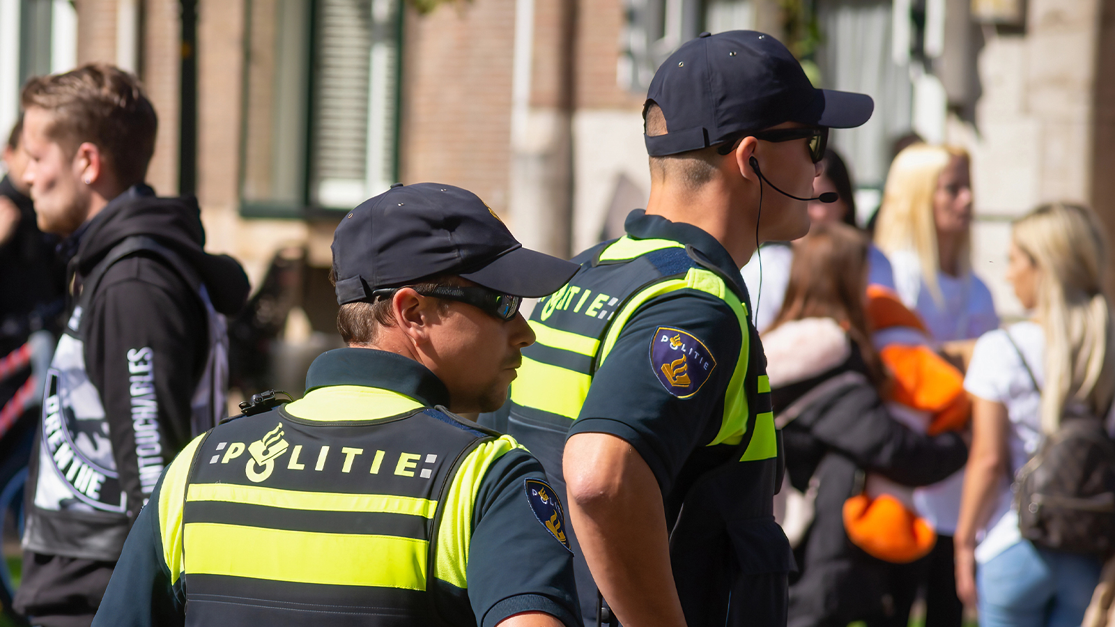 Hollanda’da sığınmacı protestosu olaylara dönüştü