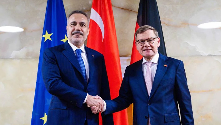 Bakan Fidan, Berlin’de Alman Mevkidaşı Wadephul ile Bir Araya Geldi