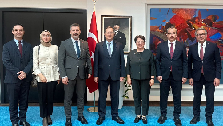 Büyükelçi Turan, Eğitim Heyetini Berlin’de Ağırladı