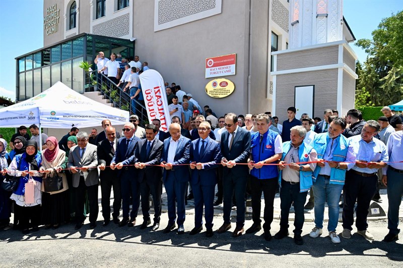 Gurbetçilerin Eseri Malatya’da Yüksledi, Cami İbadete Açıldı