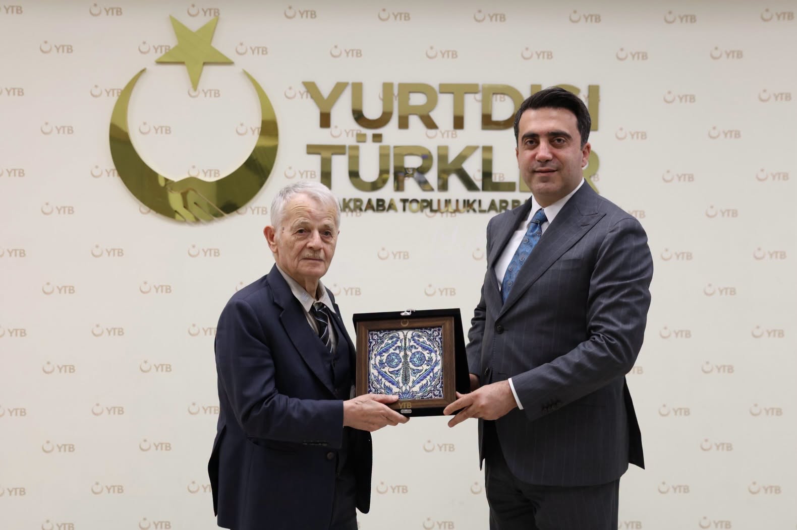 YTB Başkanı Turus, Kırım Tatarlarının Millî Lideri Kırımoğlu’nu ağırladı