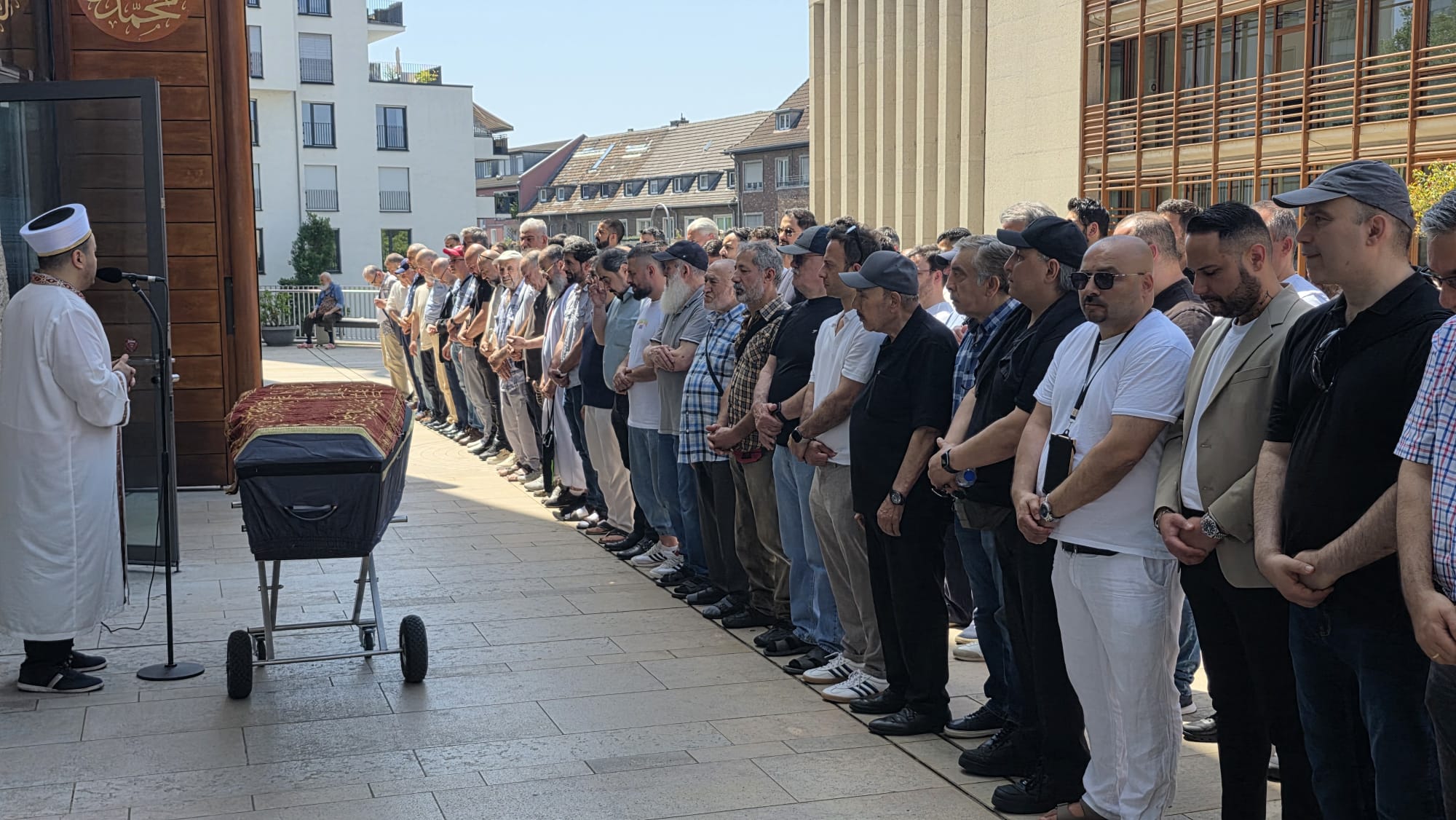 TürkÜniD Başkanı Levent Taşkıran’ın acı kaybı: Babası Ahmet Taşkıran son yolculuğuna uğurlandı
