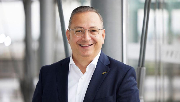 Köln Bonn Havalimanı'ndan Johan Vanneste'ye güven oyu