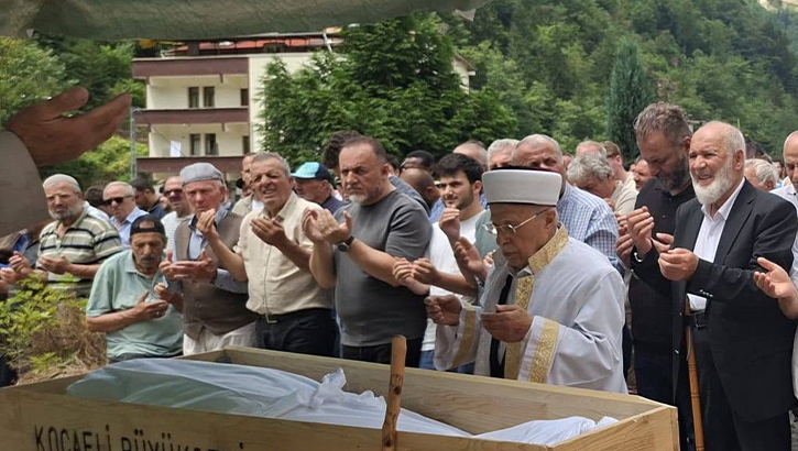 Salih Altınışık’ın Babası Hacı Mustafa Altınışık Hakk’a Yürüdü