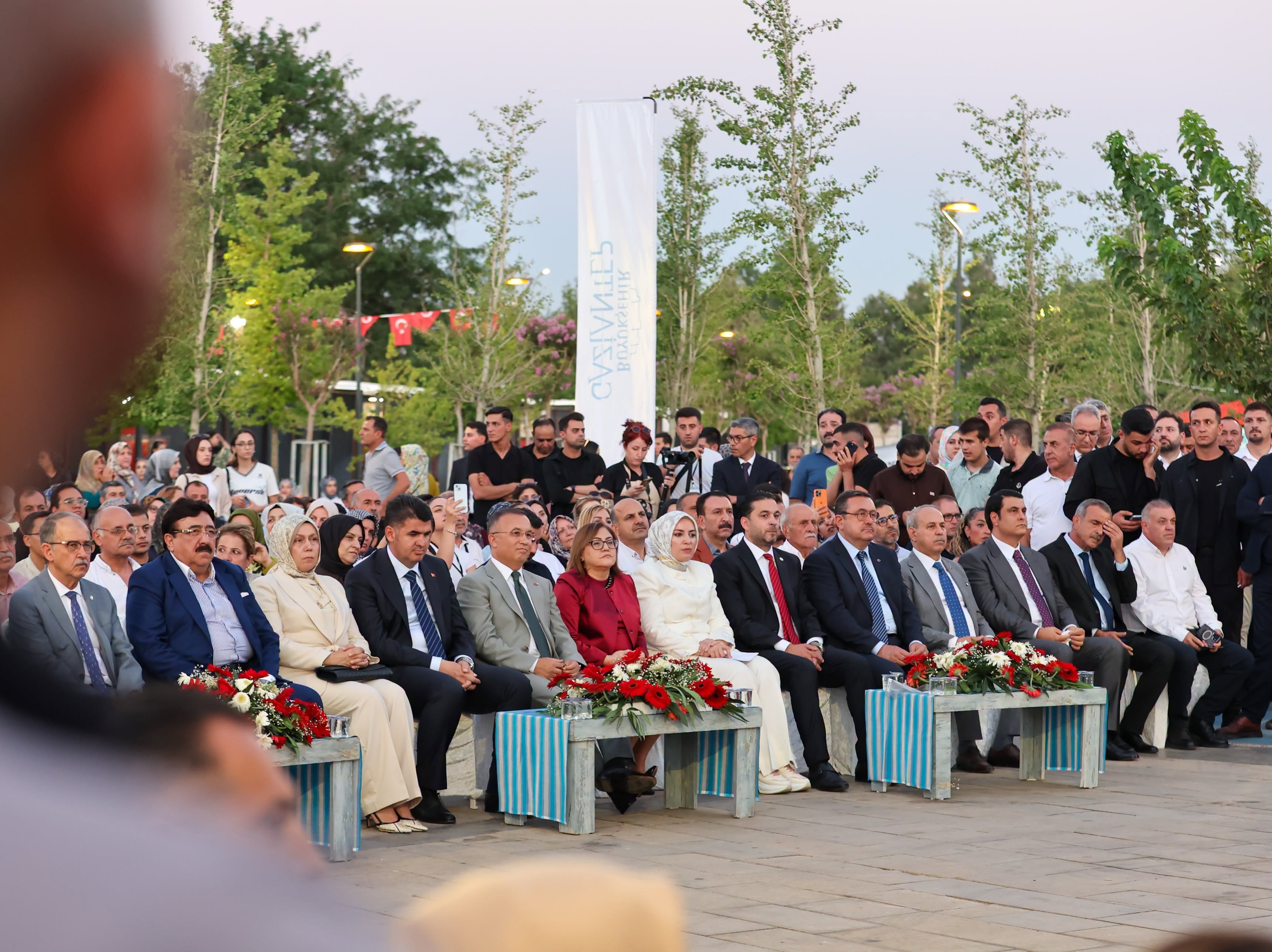 Gaziantep'te 10. Hemşehri Dernekleri Festivali kapılarını açtı