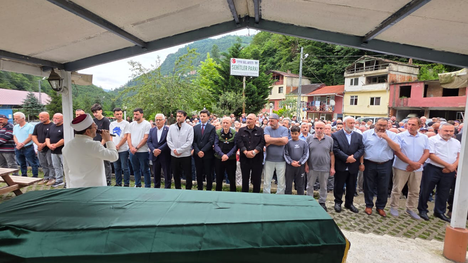 UID Köln Bölge Başkanı Hüseyin Garaçoğlu memleketinde toprağa verildi