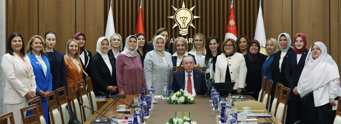 Cumhurbaşkanı Erdoğan, AK Parti’nin kadın belediye başkanlarını kabul etti