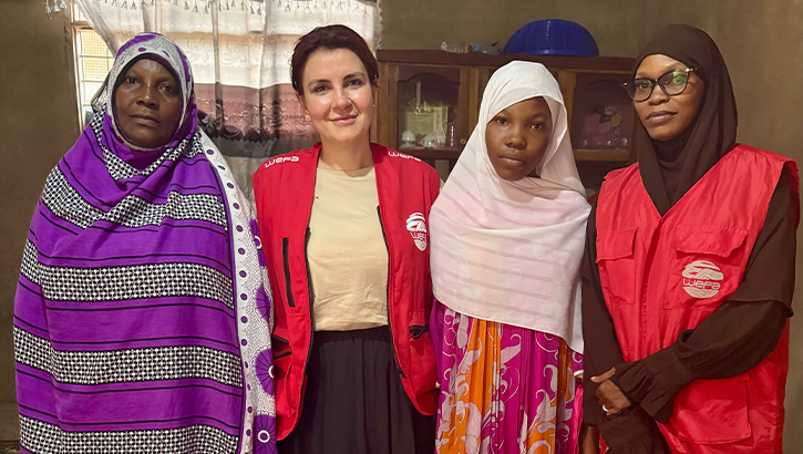 WEFA iş birlikleri direktörü Sarah yetim çocuklarla buluştu