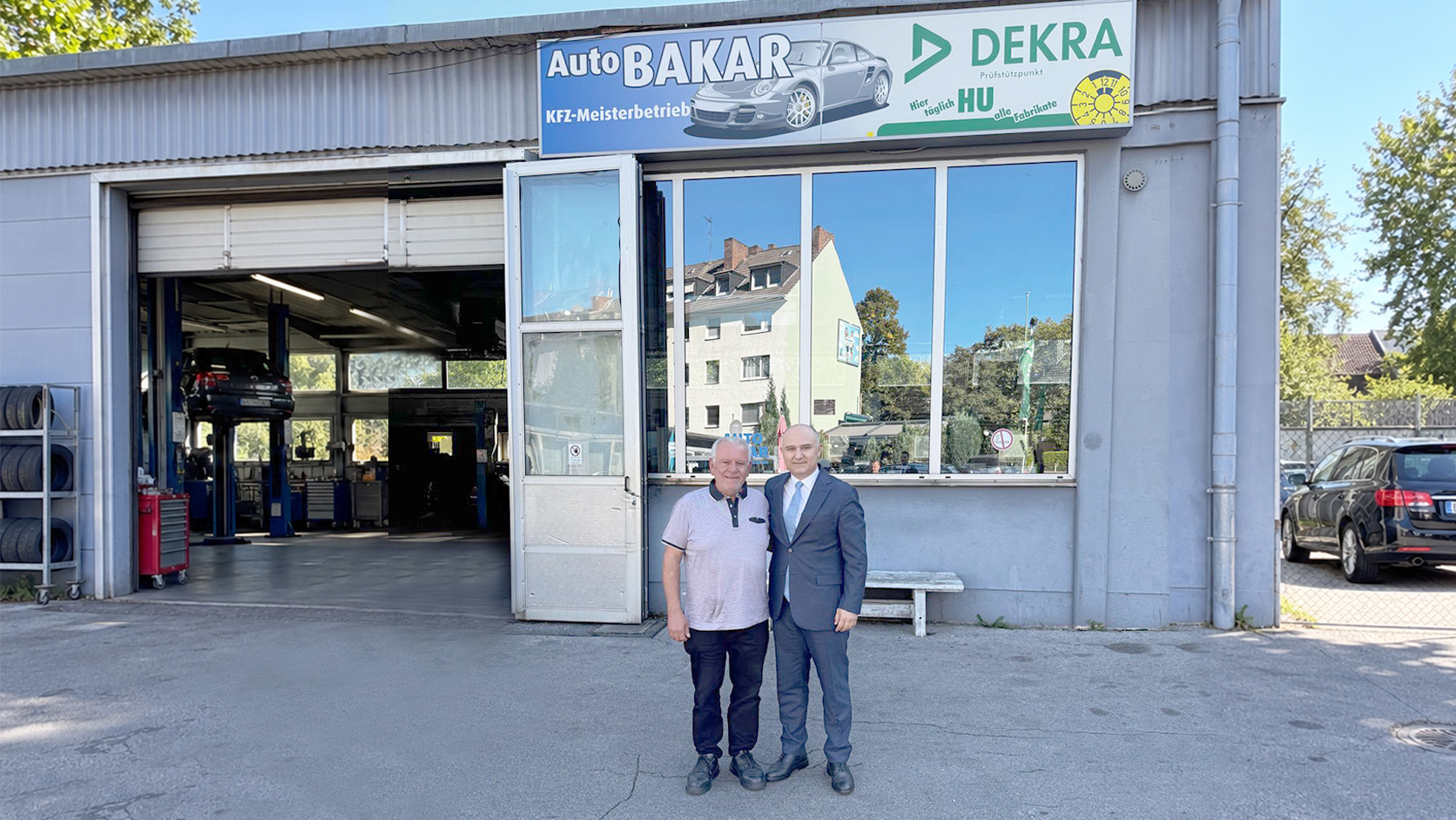 Başkonsolos Aydın’dan Auto Bakar’a duygusal veda ziyareti