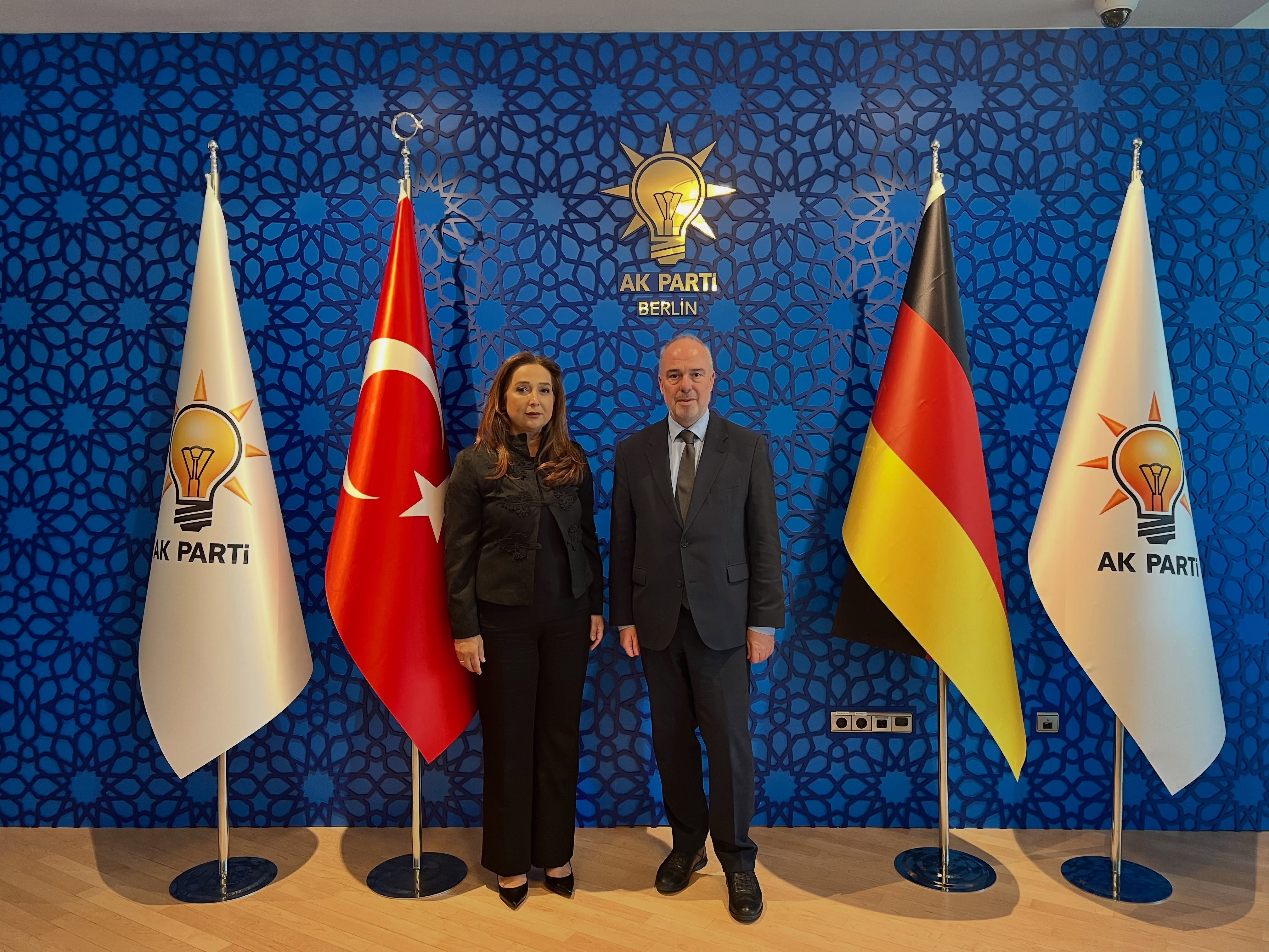 Thomas Biringer’den AK Parti Berlin Temsilciliğine ziyaret