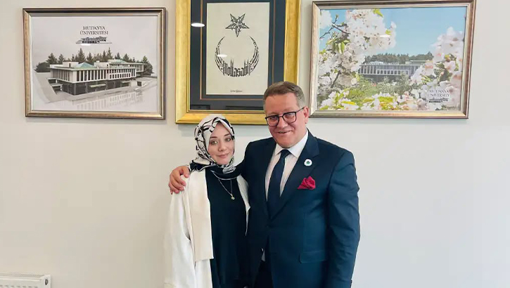 Ali Mollasalih’ten avukat kızına gurur dolu mesaj